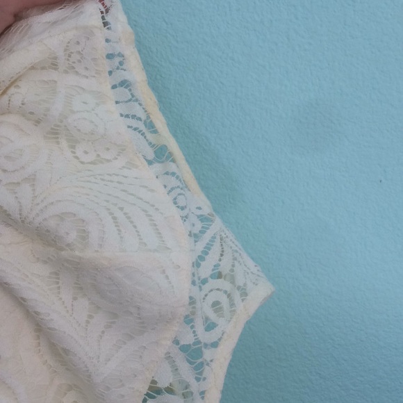 Lace Illusion Dress - Picture 5 of 6